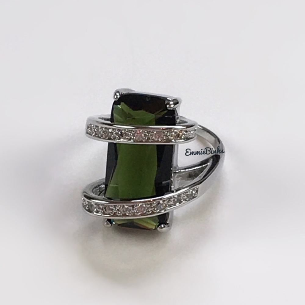 New 925 Radiant Emerald Cubic Zirconia Tension Swirl Statement Ring - Picture 4 of 16